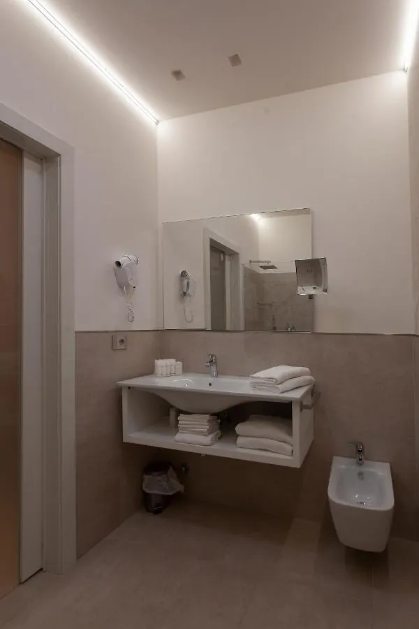 פרוצ'ו Hotel La Perla Del Golfo 4*,