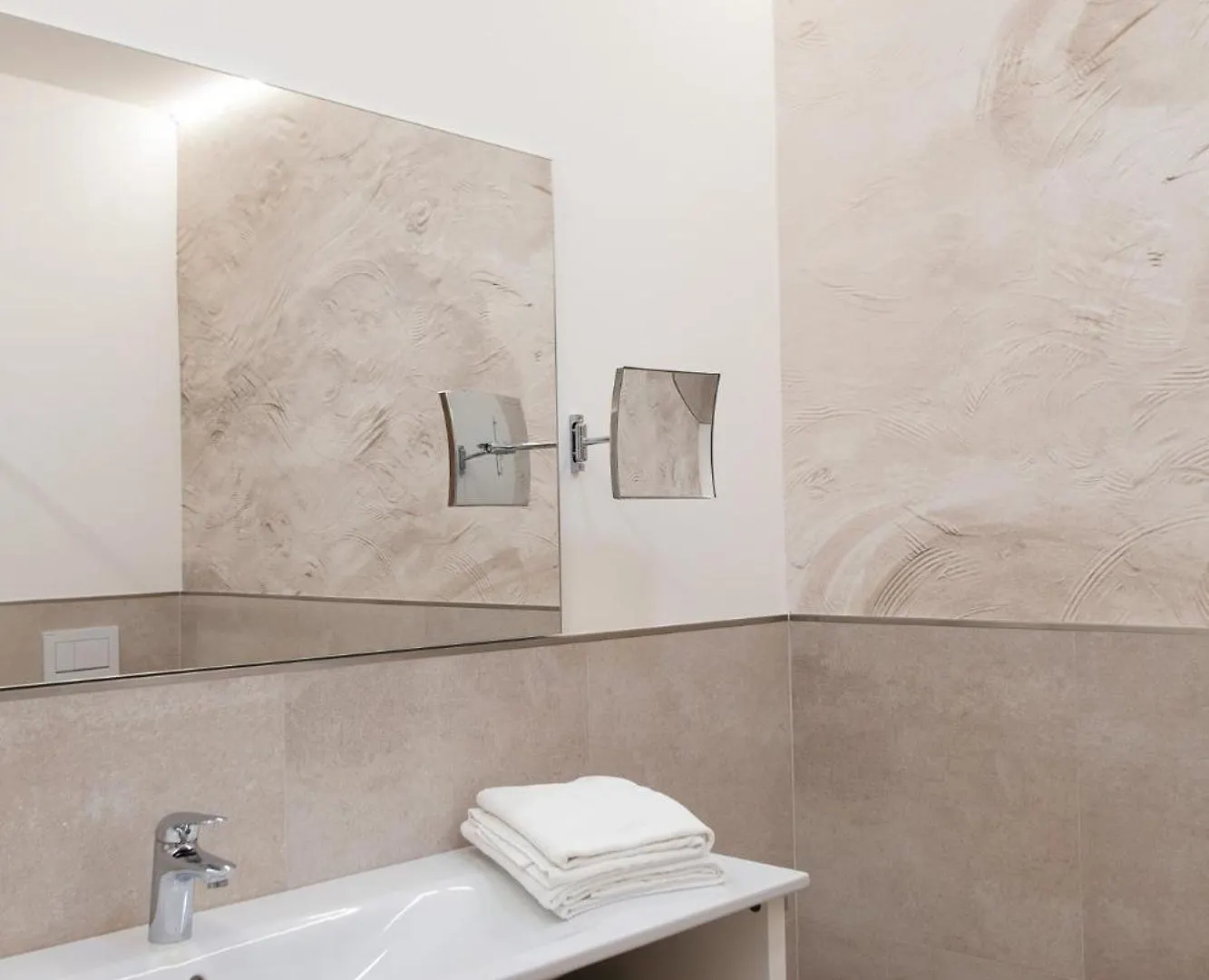 פרוצ'ו Hotel La Perla Del Golfo 4*,