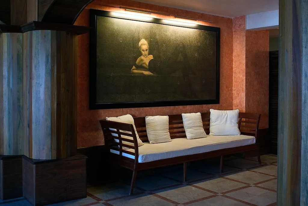 Hotel La Perla Del Golfo Procchio  Italy
