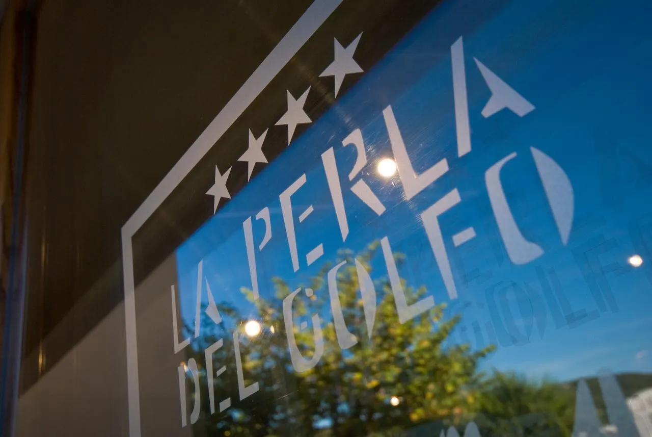 פרוצ'ו Hotel La Perla Del Golfo