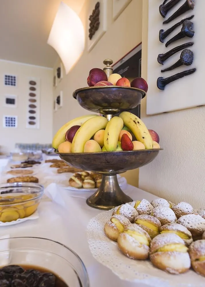 ****  Hotel La Perla Del Golfo Procchio  Italy
