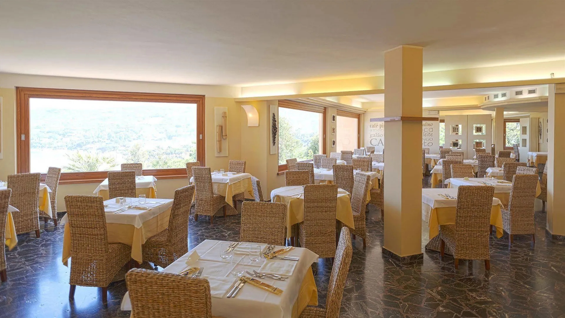 Hotel La Perla Del Golfo Procchio