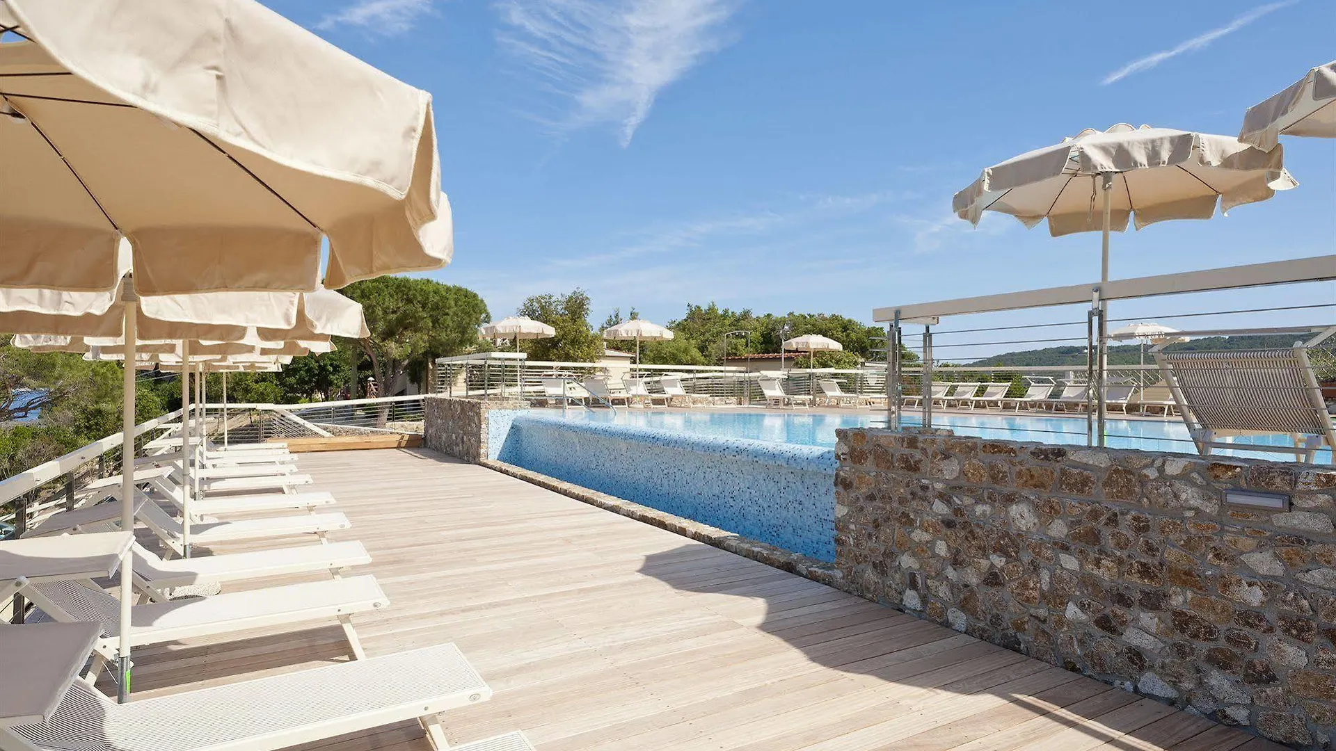 Hotel La Perla Del Golfo Procchio