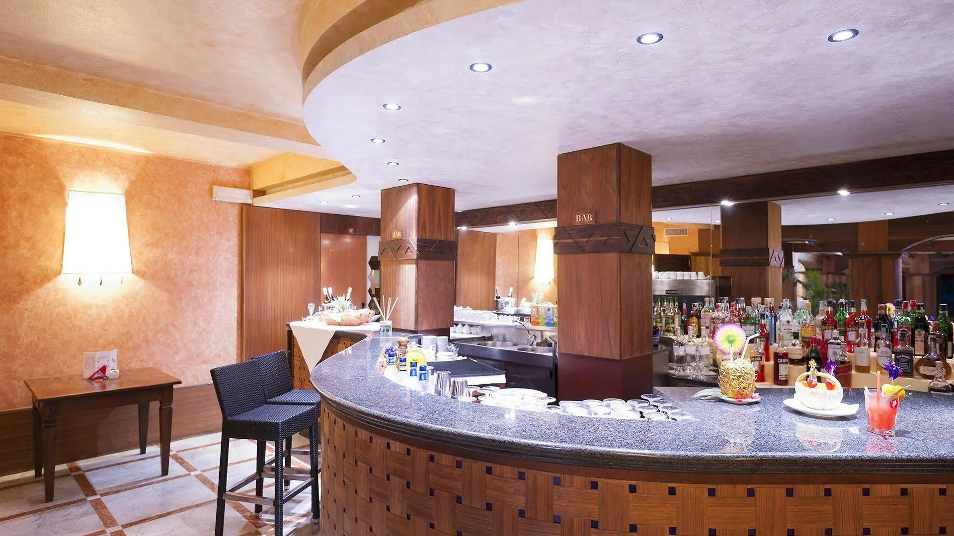 ****  Hotel La Perla Del Golfo Procchio  Italy