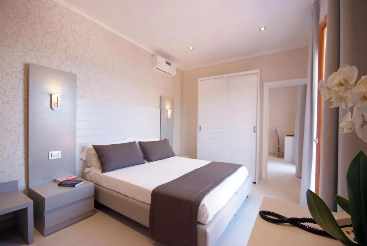 Hotel La Perla Del Golfo Procchio