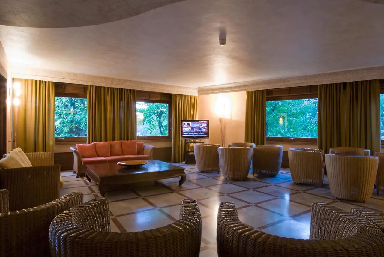 Hotel La Perla Del Golfo Procchio