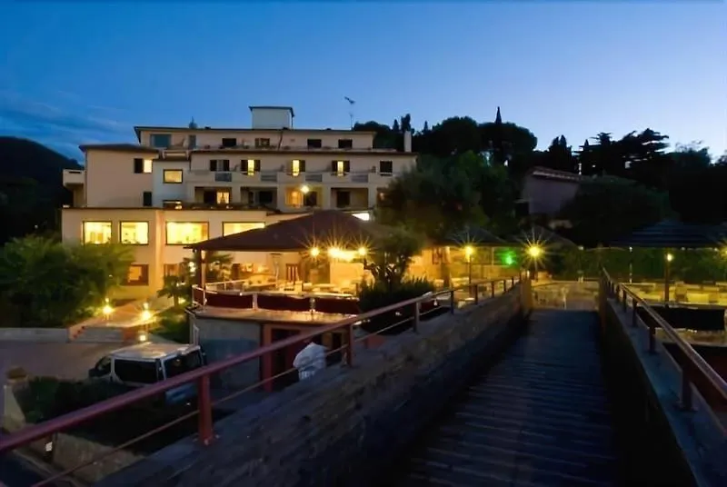 Hotel La Perla Del Golfo Procchio  4*, Procchio (Isola d'Elba) Italie